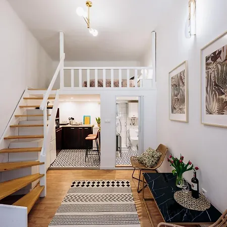 Nest Cosy Old Town & Wawel Hill By Vistula River - By Homelike